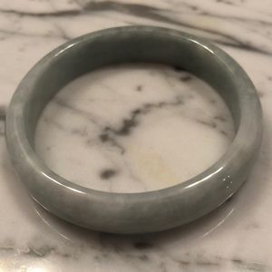 Jade bangle bracelet